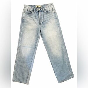 ✨ AMO “Sonia” Cuffed Jeans – Light Wash Denim